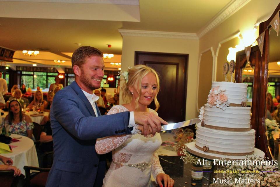 Cutting the cake