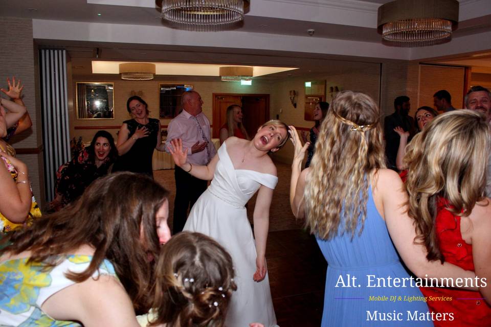 Bride & Crowd on Dancefloor