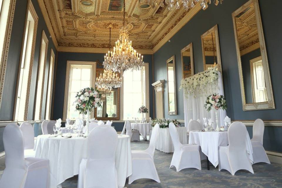 Castle room decor