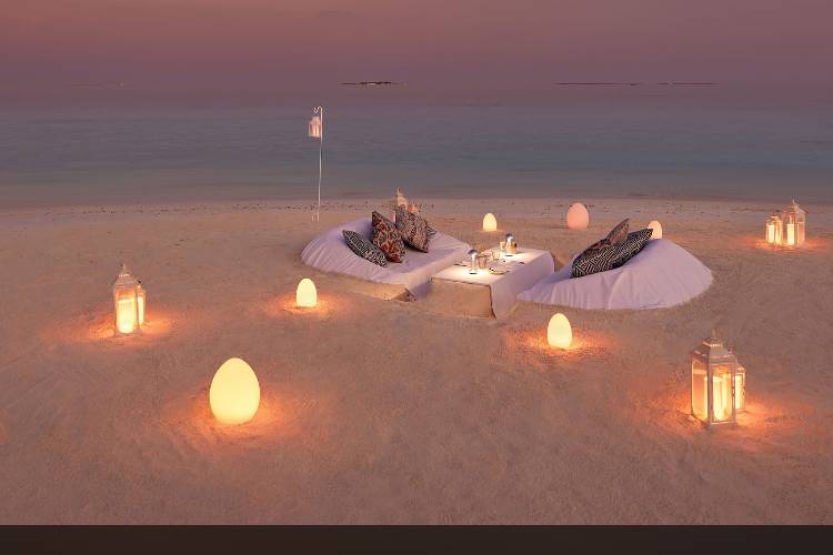 Romantic Beach Dinner