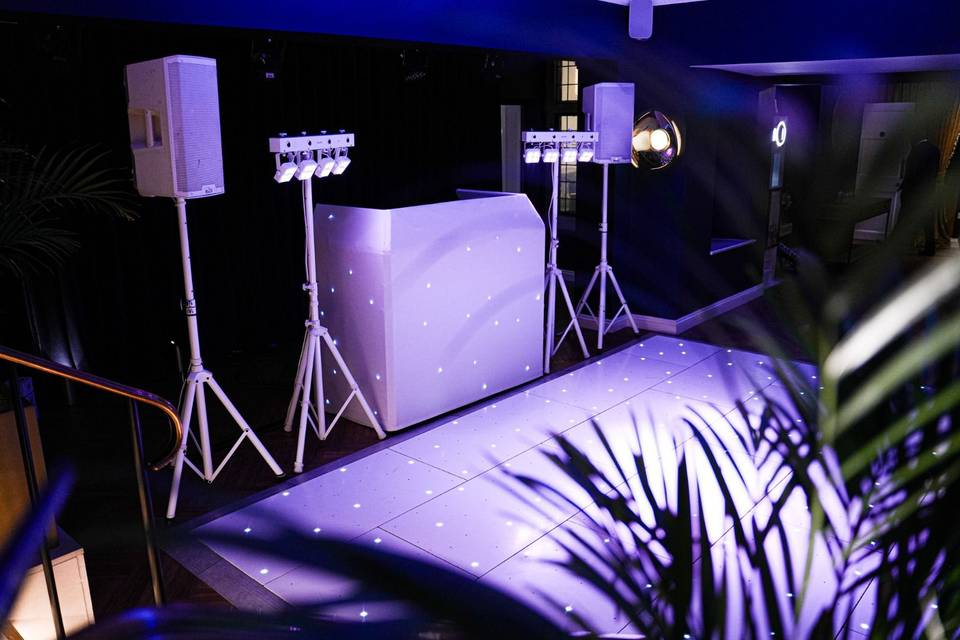 Deluxe DJ Set up with Danceflo