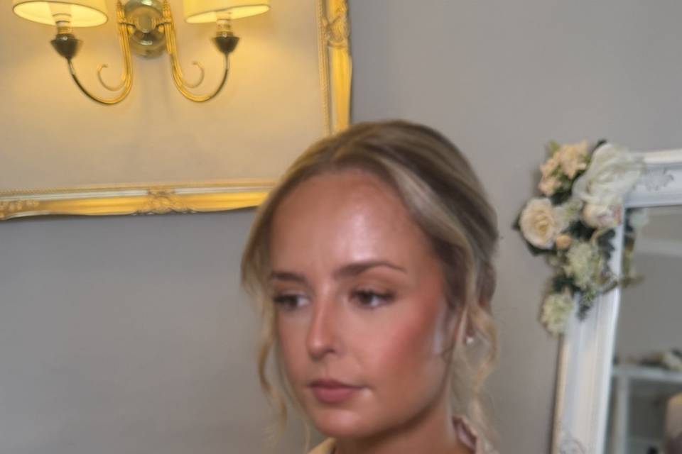 Bridemaids makeup