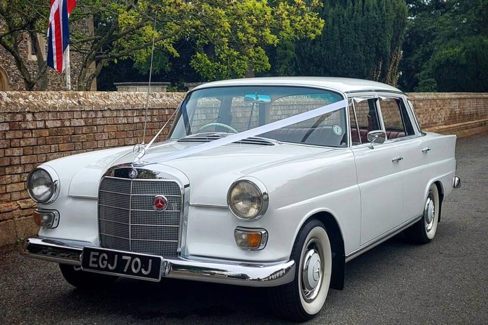 Classic Mercedes-Benz Chauffeuring