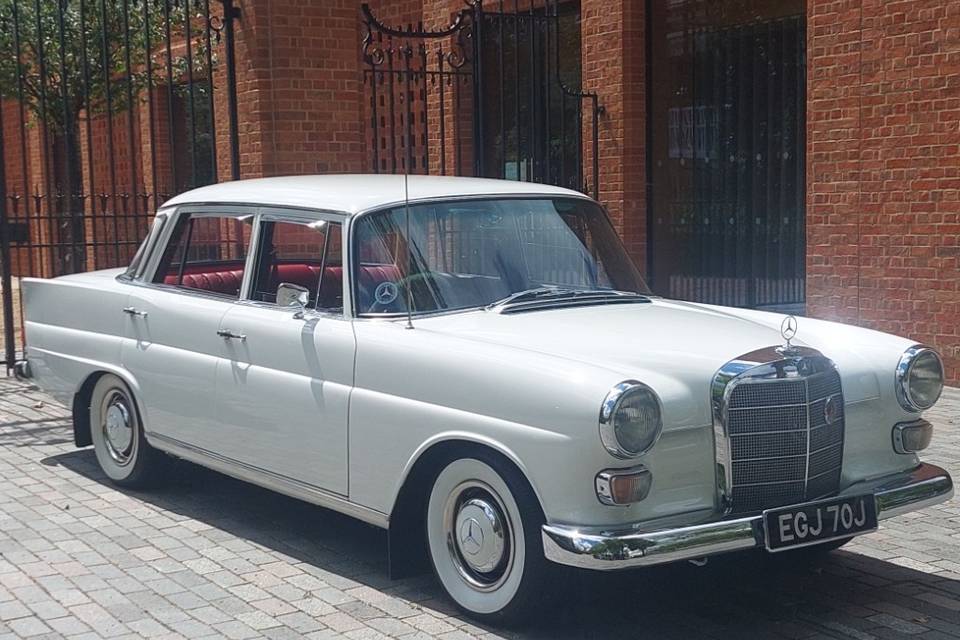 Classic Mercedes-Benz Chauffeuring