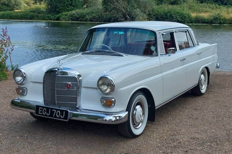 Classic Mercedes-Benz Chauffeuring