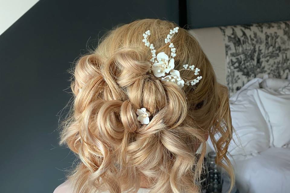 Undone high Updo