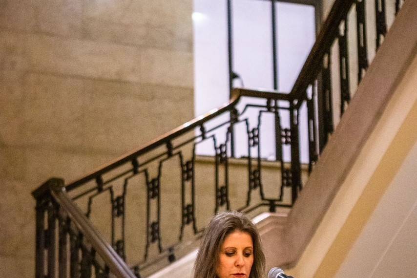 Sian Belton conducting a perso