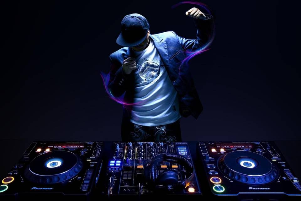 DJ Sanj