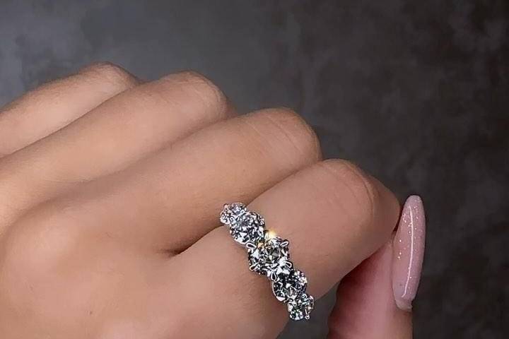 5 Diamond Ring