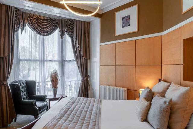 Sitwell Suite