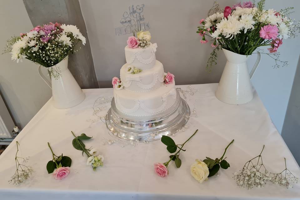 Wedding Cake table