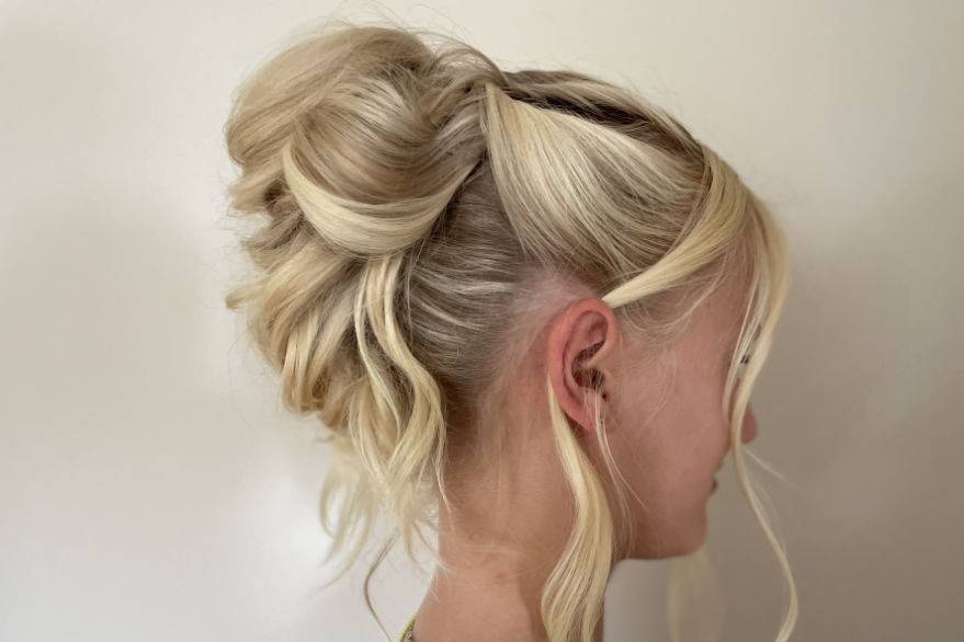 Loose updo with curls