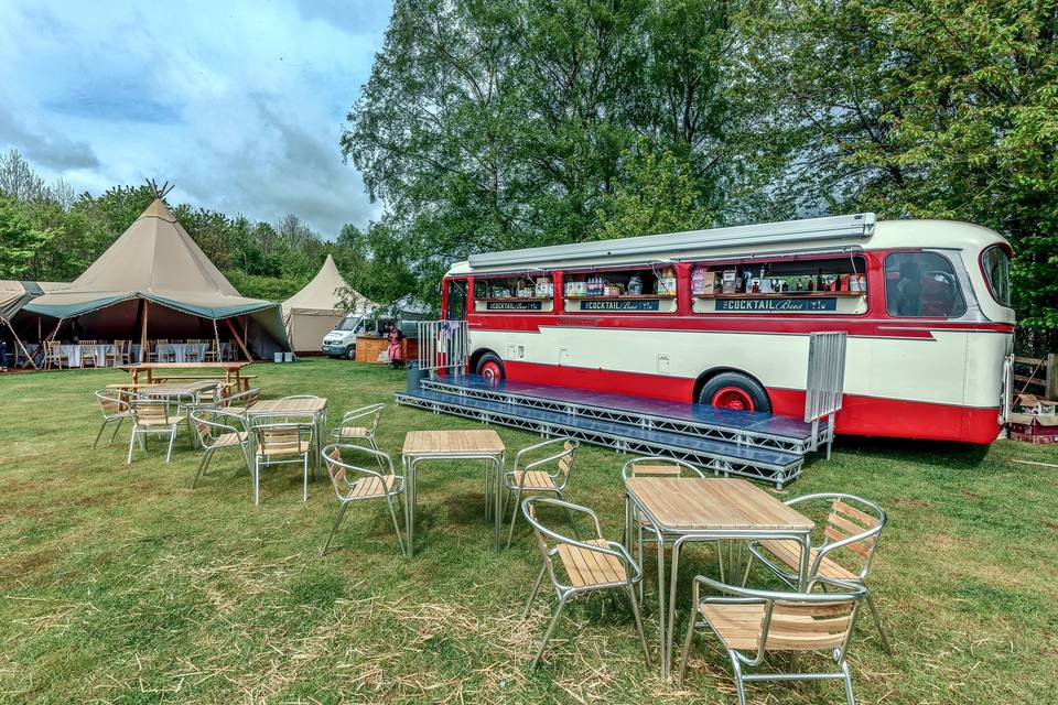 The Cocktail Bus - Bar Hire