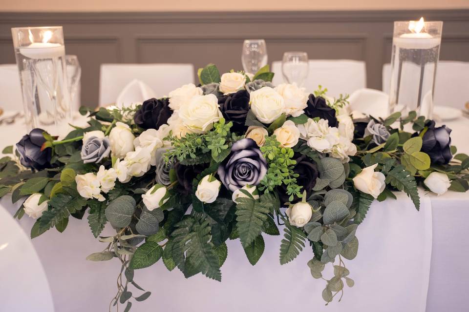 Top table flower arrangement