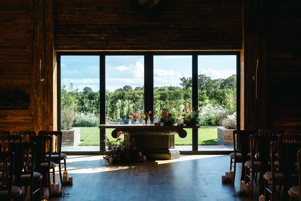 View to the garden in ceremony