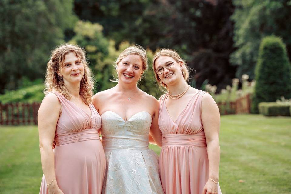 Bride and bridesmaids