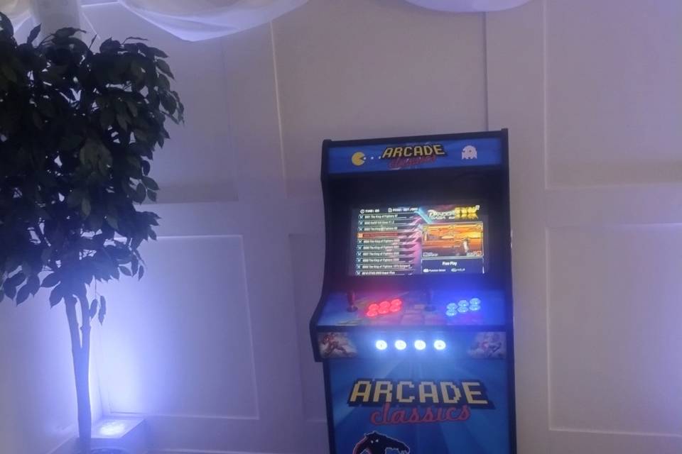 Retro games machine