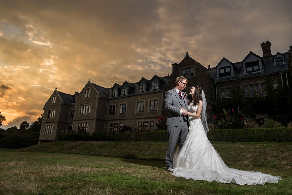 Couple in a field - Philip Bedford Wedding Photography