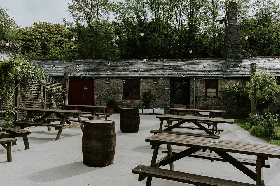 Courtyard with benches