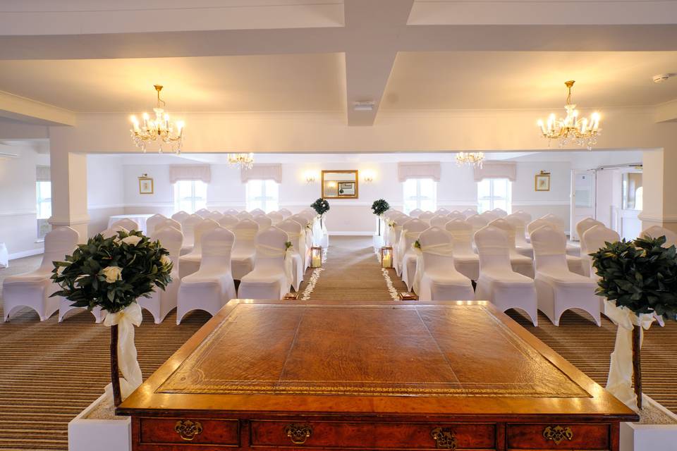 Ceremony in Malvern View Suite