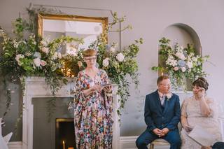 Beth MacLeod Celebrant