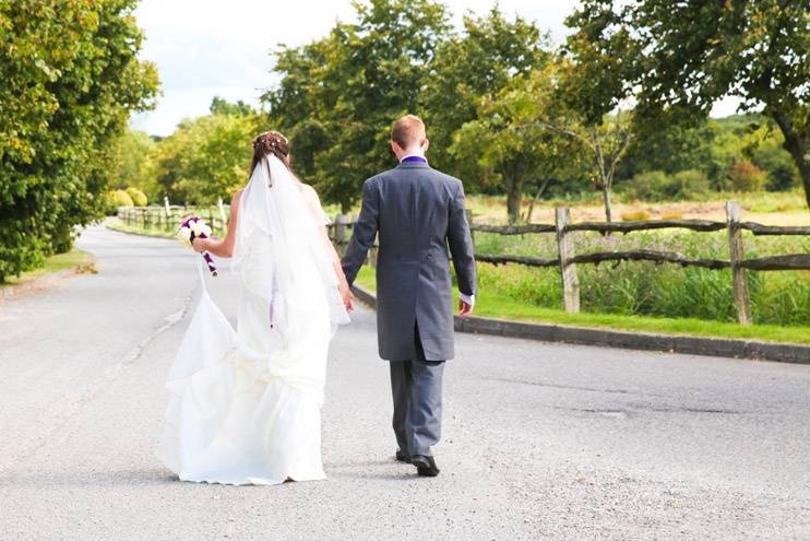 Couples Photos down the drive