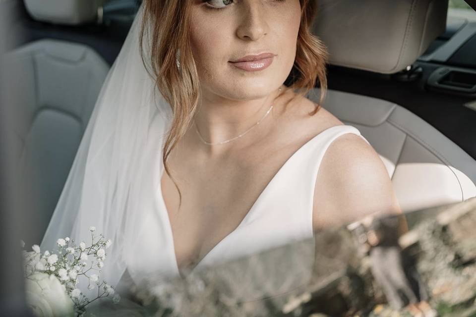 Bridal hair and makeup