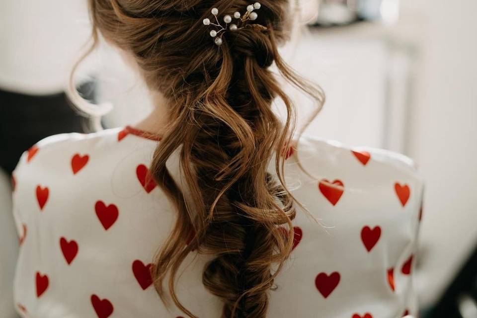 Bridal hair