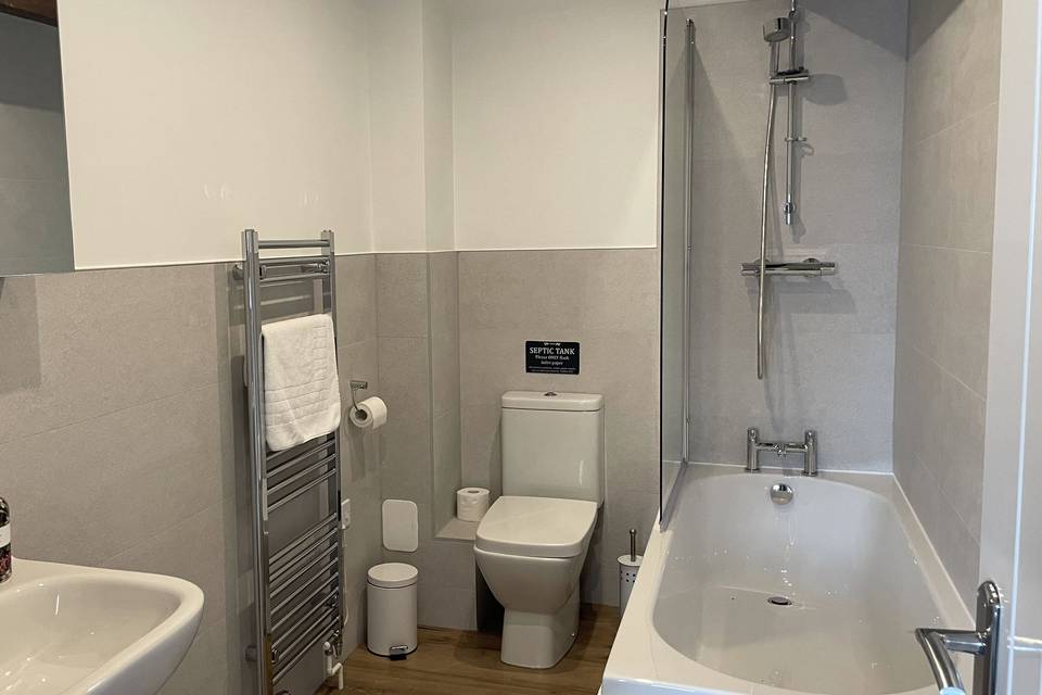 Granary - Bathroom