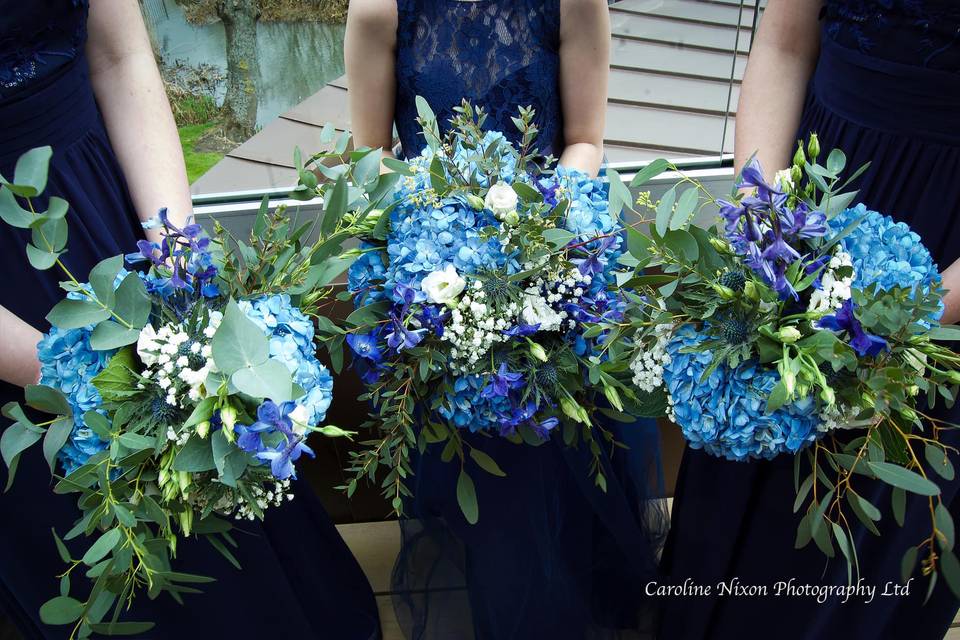 Bridal prep - flowers