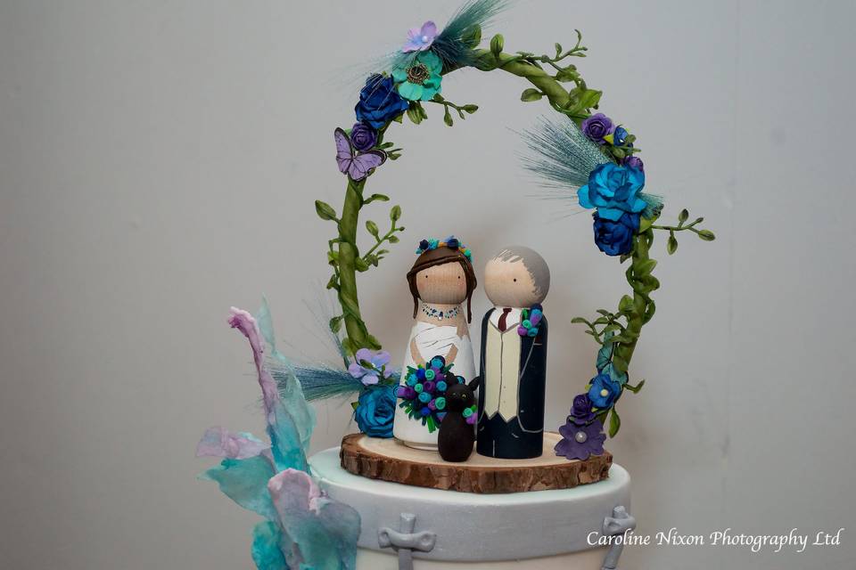 Cake topper