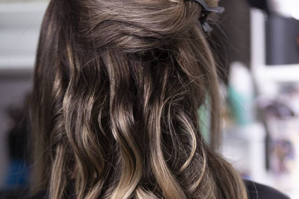 Soft Waves Bridal Curls
