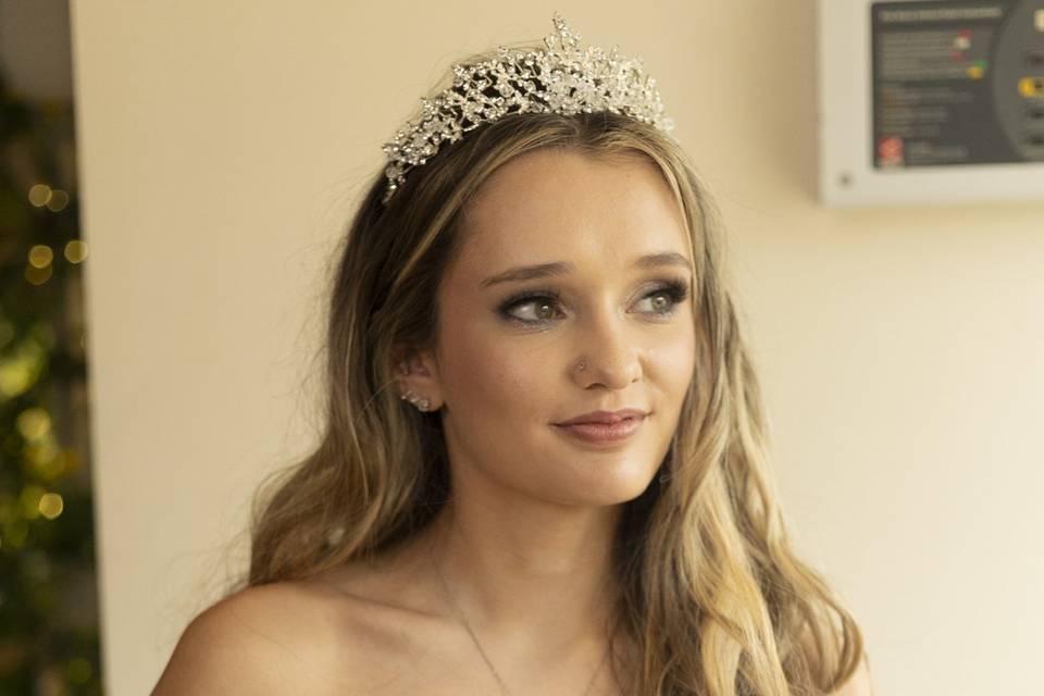 Bridal Soft Waves Hairstyle