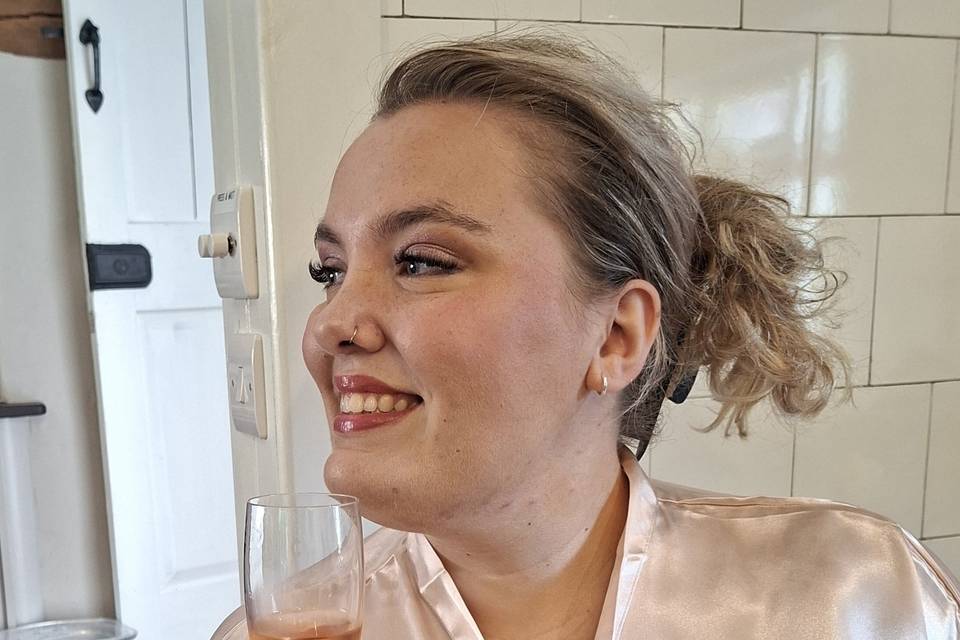 Natural Glam Bridesmaid Makeup