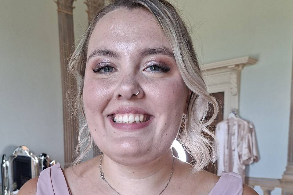 Natural Glam Bridesmaid Makeup