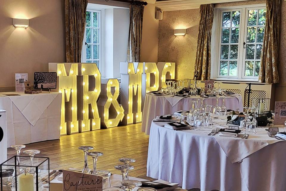 4 Ft Light up letters