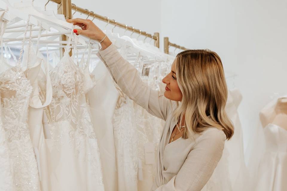 Kerry - Bridal Stylist