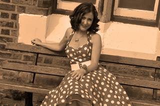 Retro Singer