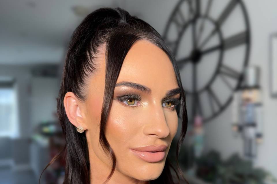 Bronze Glam🤍