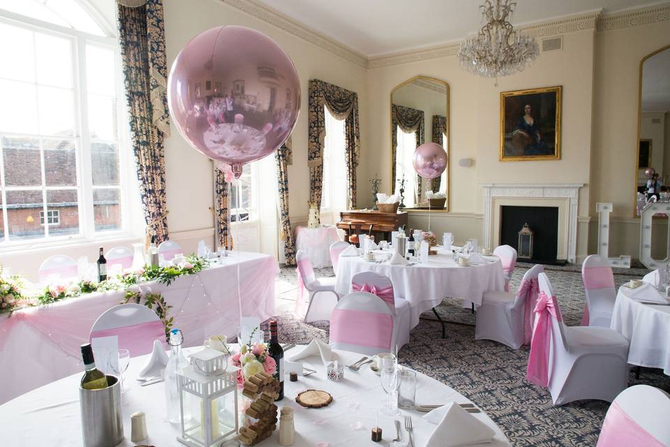 Balloon centre pieces