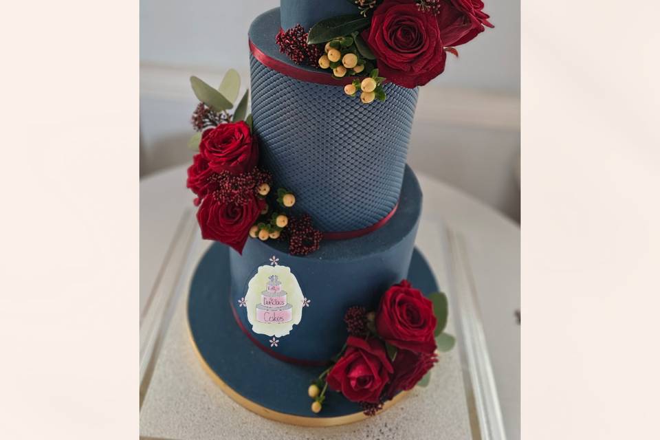 Full Fondant Cake