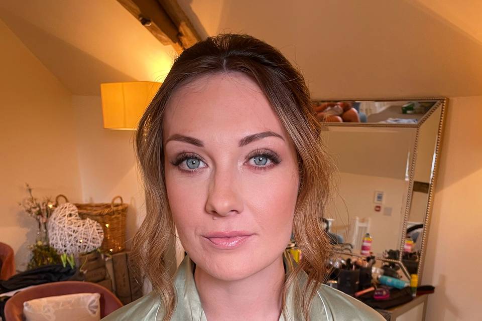 Bridesmaid makeup