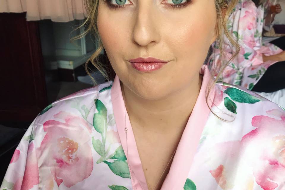 Bridesmaid makeup