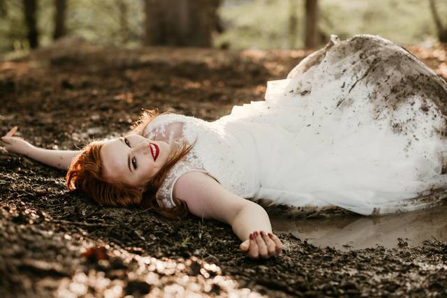 Trash the dress session