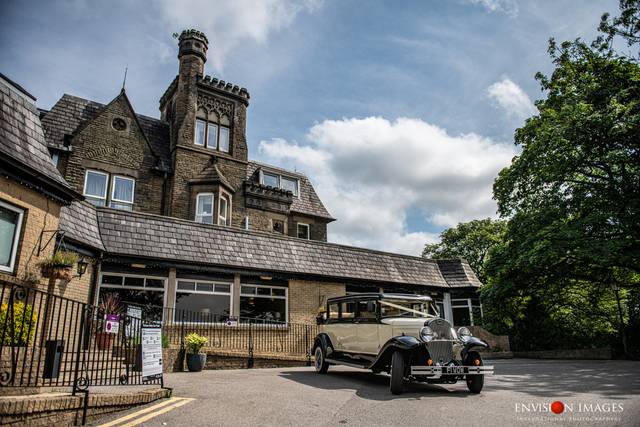 Envision Vintage Wedding Cars