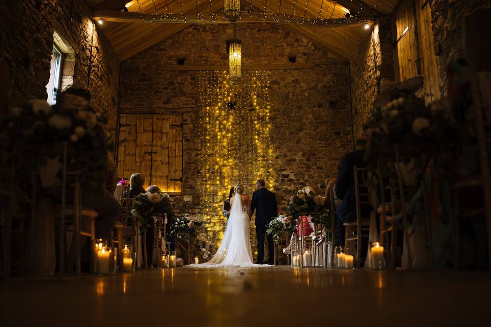 Barn Weddings