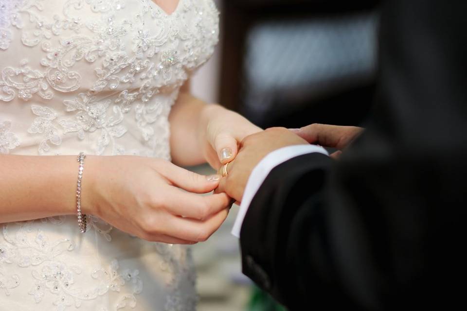 Exchanging of Rings