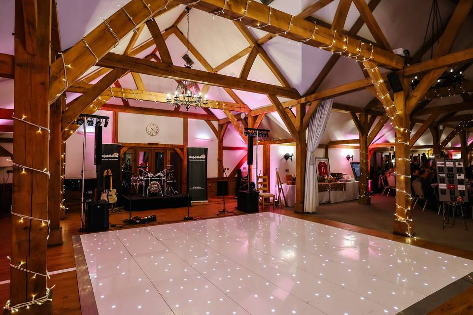 Sandhole Oak Barn