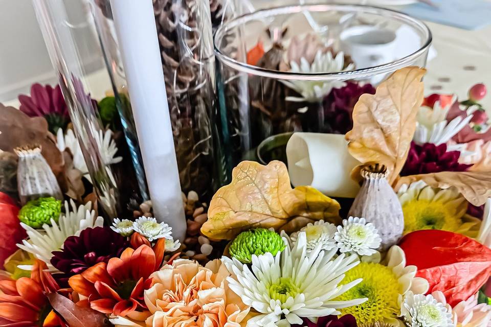 Floral wedding centrepieces