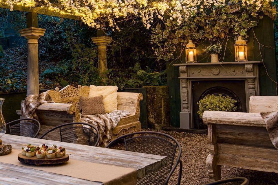 Outdoor rooms